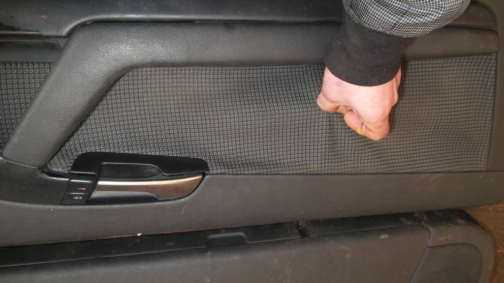 фото №7, Обивка дверь audi a3 8p 3 дверь перед odklejone