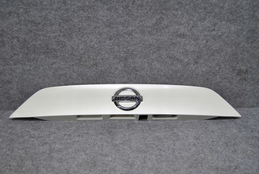 фото №1, Nissan qashqai j11 накладка крышки задняя qab