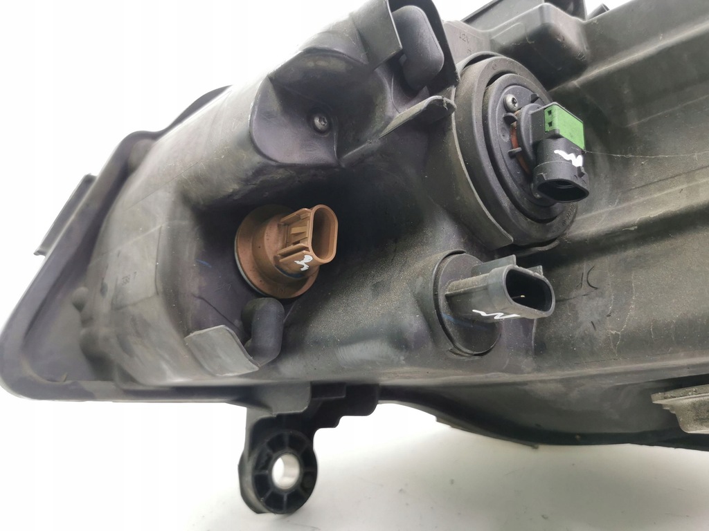 фото №8, Chrysler voyager 2008 права сторона лампа передня