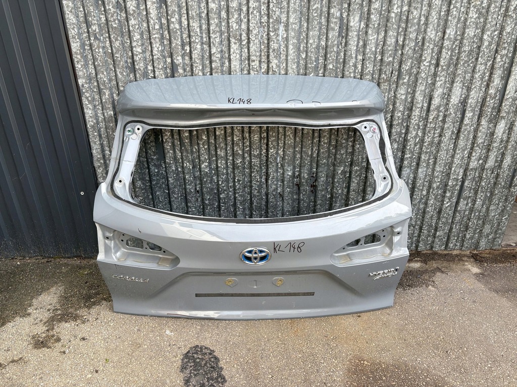 фото №1, Toyota corolla cross кришка багажника багажника задня corolla cross кришка багажника задня