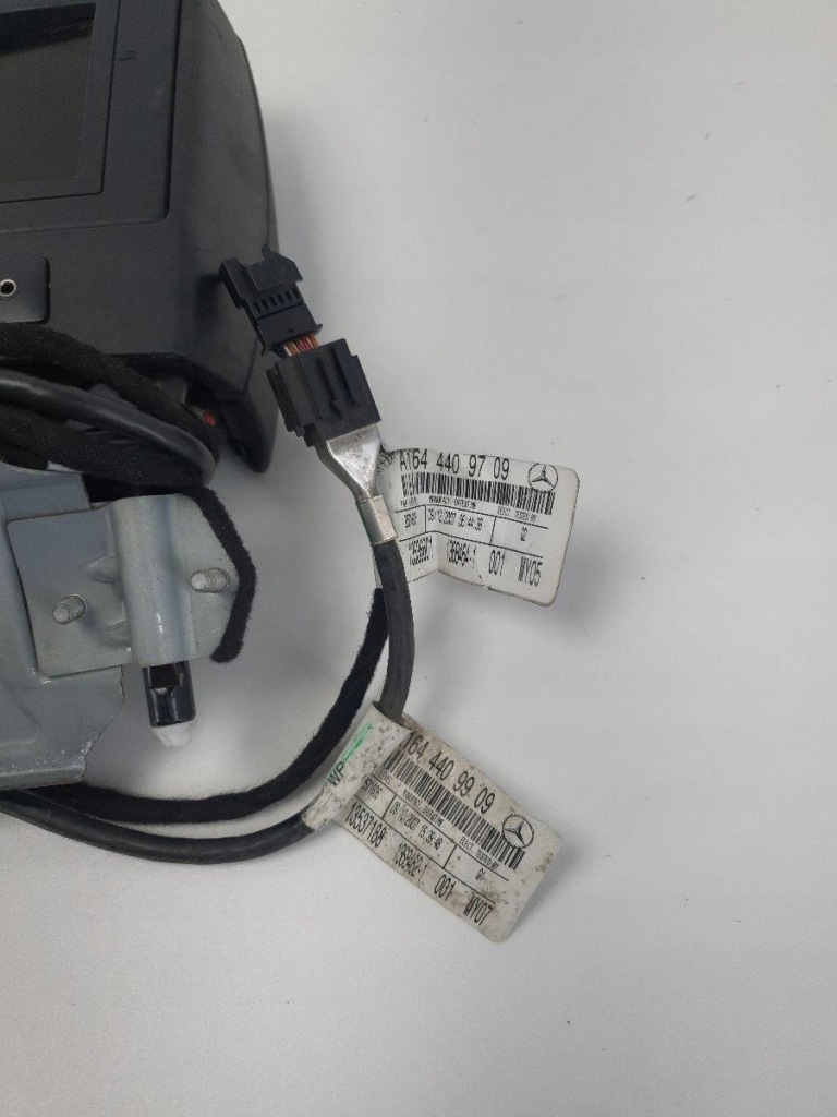 фото №7, Дисплей lcd экран подголовник mercedes ml w164 gl a1644409709
