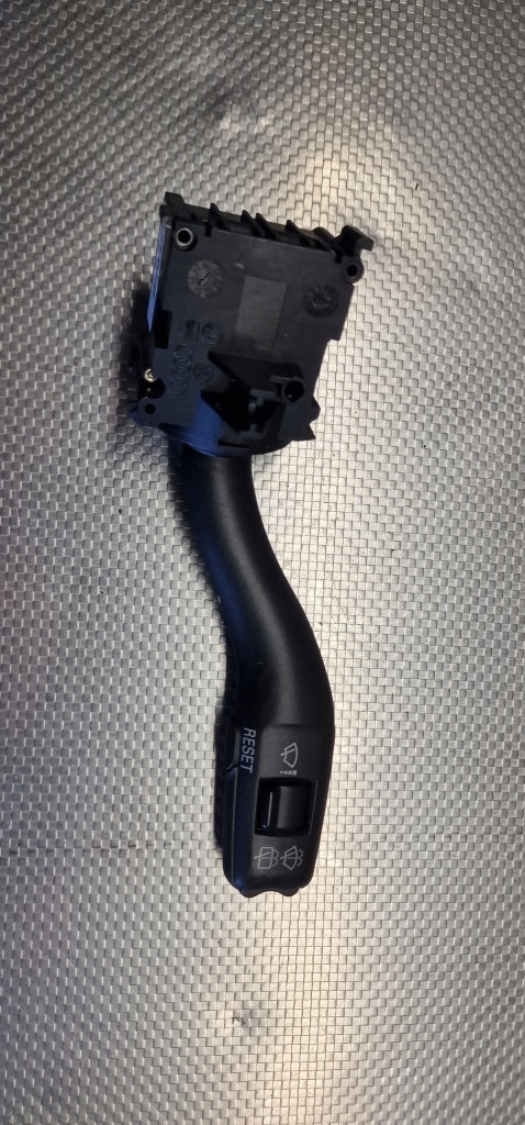 фото №1, Audi a6 c6 переключатель дворник 4e0953503c