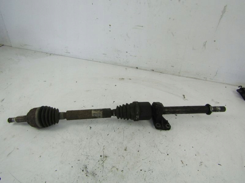 фото №1, Renault scenic ii приводной вал правая 8200375538