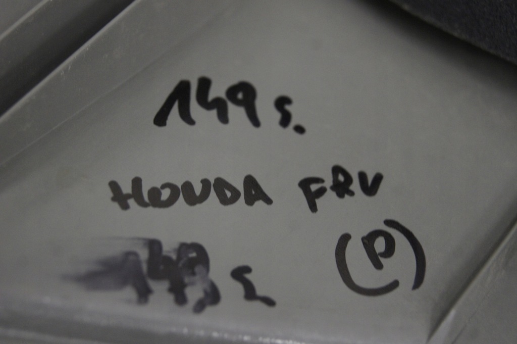 фото №6, Лампа правая задняя honda fr-v 1.7