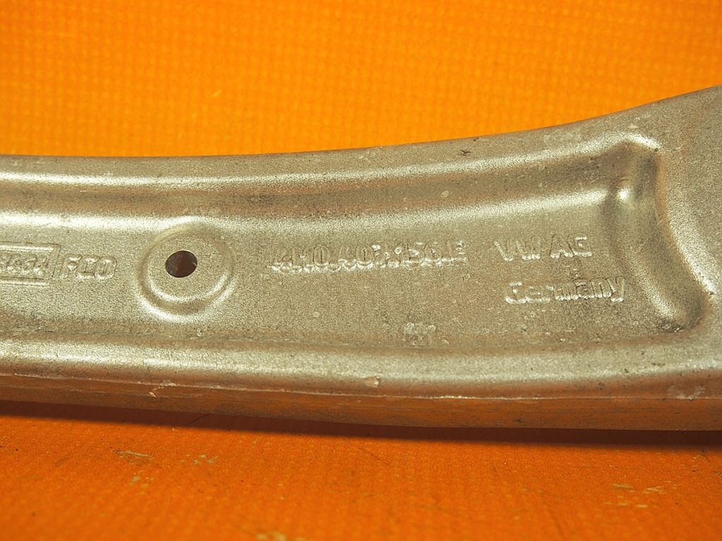 фото №8, Audi a6 4k важіль перед шарова опора правий 4k0407152b