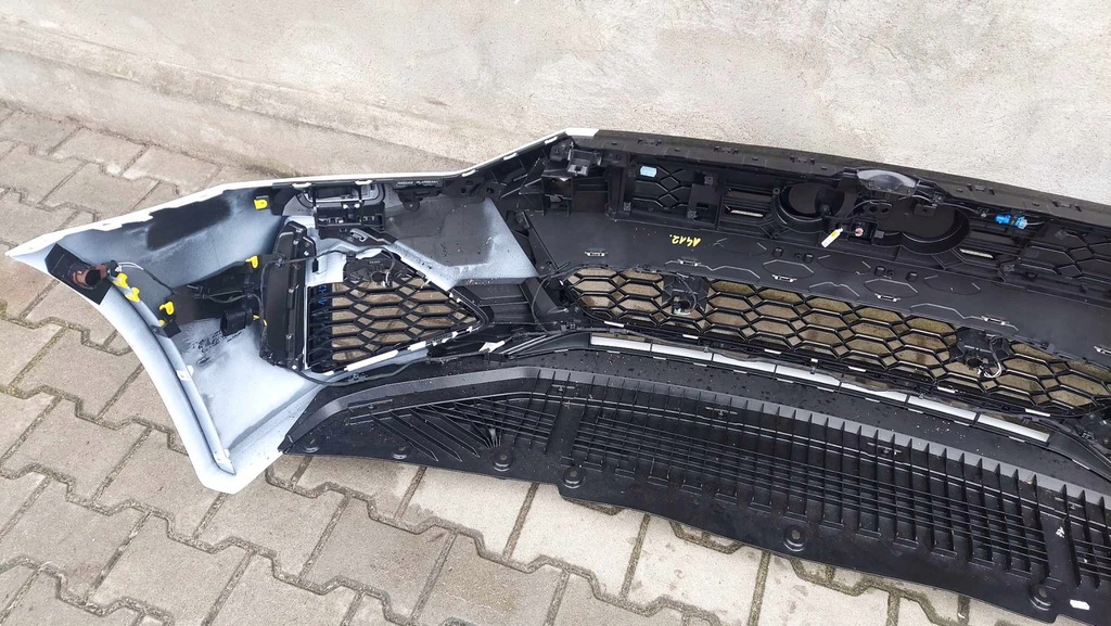 фото №13, Audi rs7 c8 4k8 бампер перед передний карбон kpl