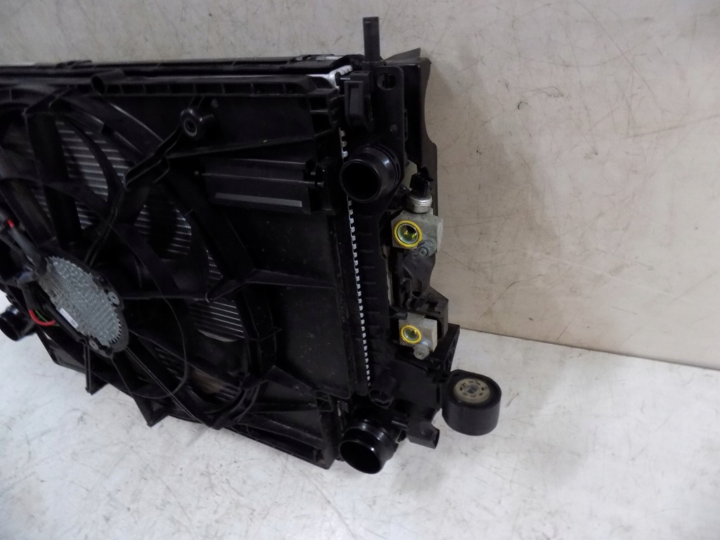 фото №7, Volvo xc40 1.5 plug-in hybrid автоматическая коробка передач радиатор комплект