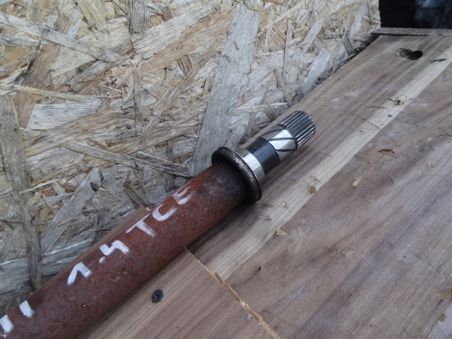 Renault megane 3 2011 1,4 tce приводной вал правая перед Оригинал