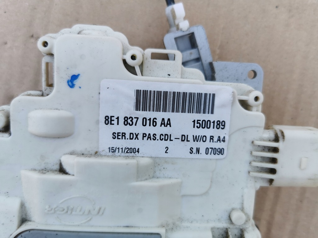 фото №5, Замок дверь правый перед audi a4 b7 8e1837016aa