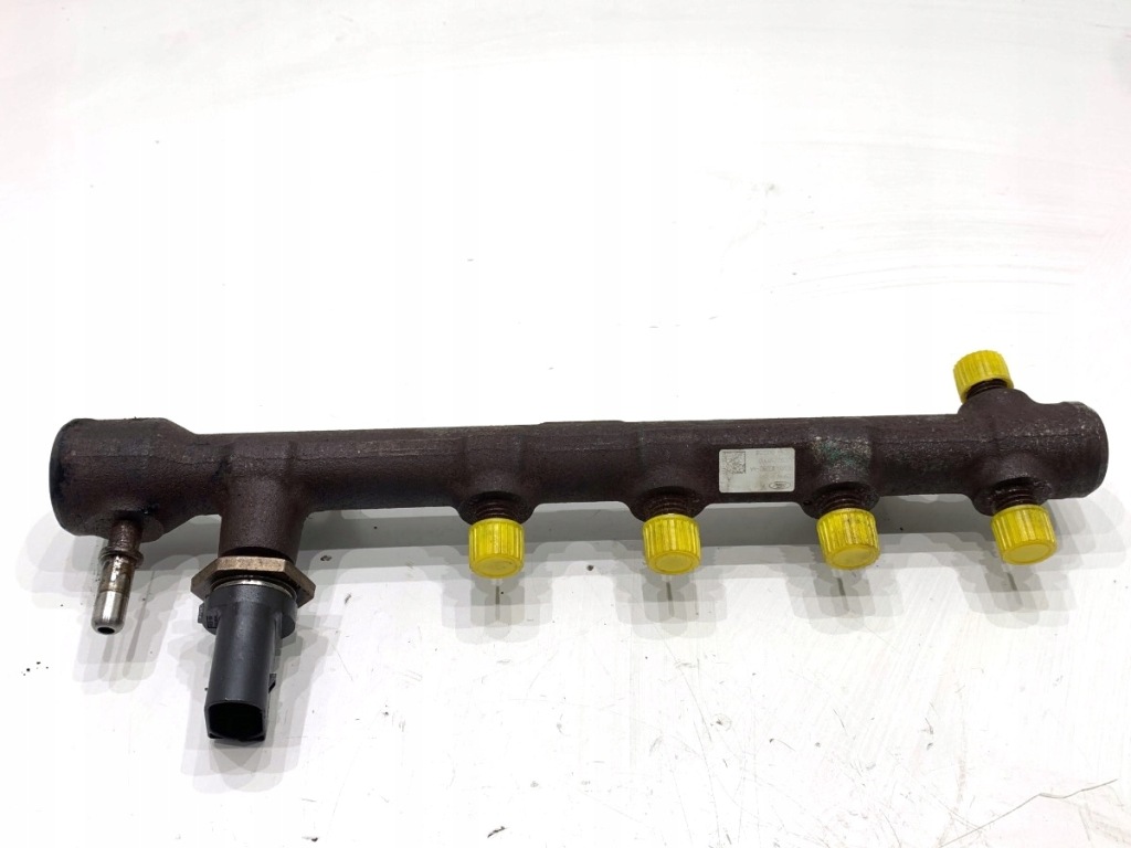 Купить Молдинг впрыскная ford focus iv hg9q-9d280-aa 2.0 150km