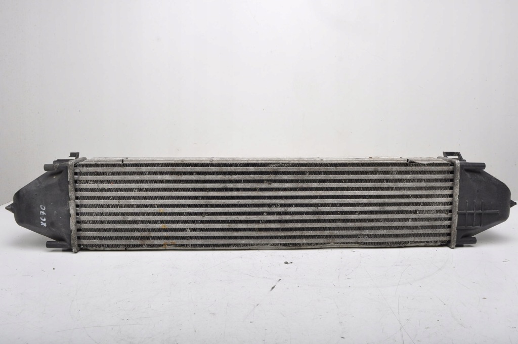 Volvo xc70 2 радиатор воздуха интеркулер 31338474 Оригинал