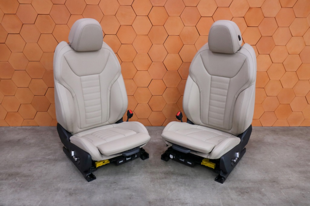 фото №13, Bmw g22 салон сиденья заднее сиденье обшивки sport кожа oyster память подогрев