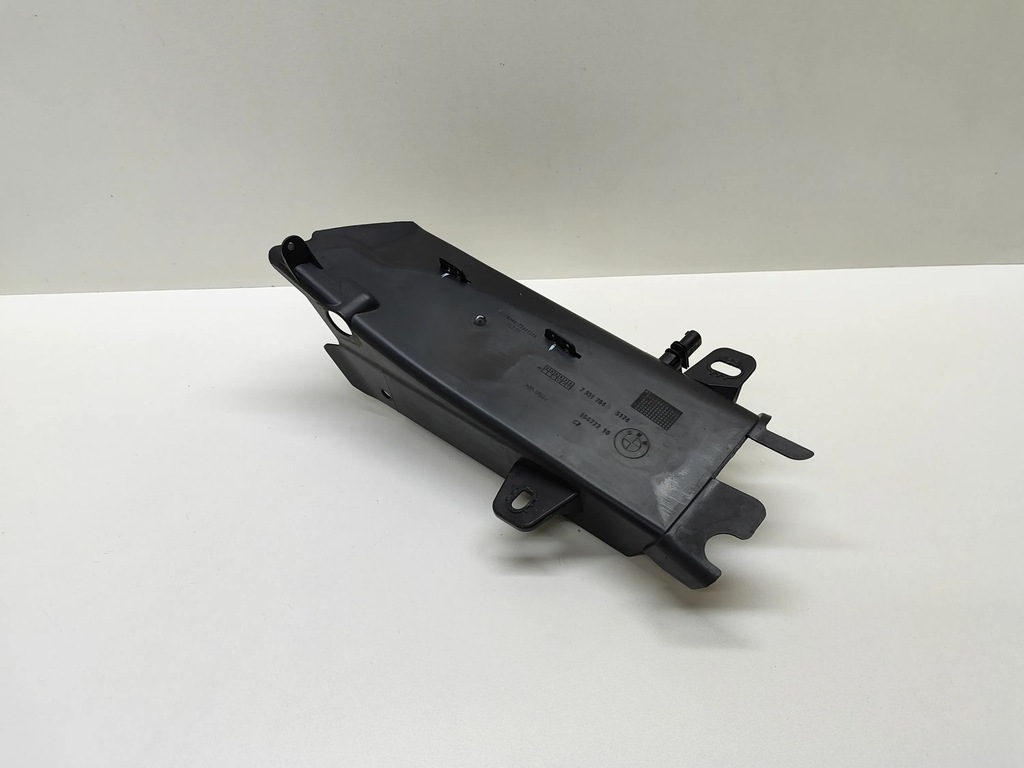 фото №7, Bmw 5 f10 f11 2013 правая сторона канал воздуха тормоза