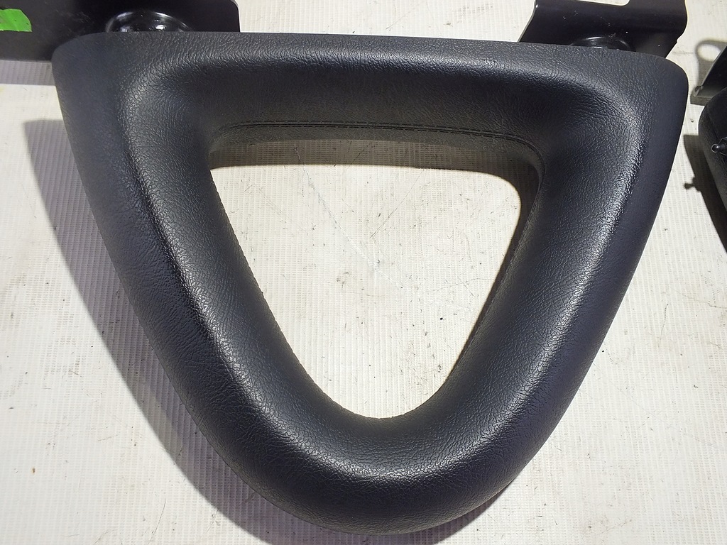 фото №3, Mercedes slk r171 подголовник левый правый