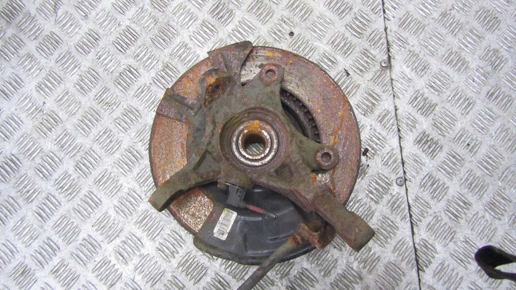 фото №6, Hyundai ix20 поворотный кулак правая перед 10-17 211