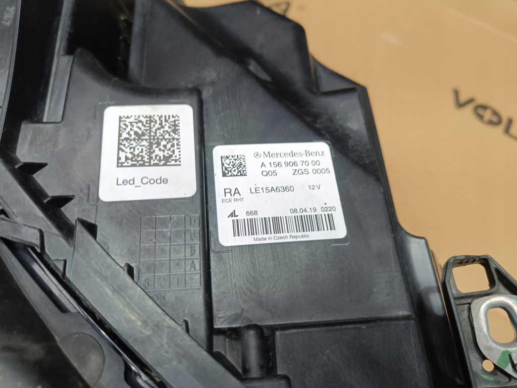 Mercedes gla w156 рестайлінг  - лампа передня права full led high performance Зі Шроту