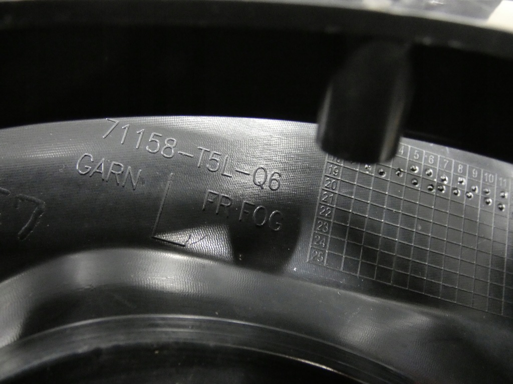 фото №15, Решётка бампера, кронштейн противотуманной фары honda jazz левая 769.