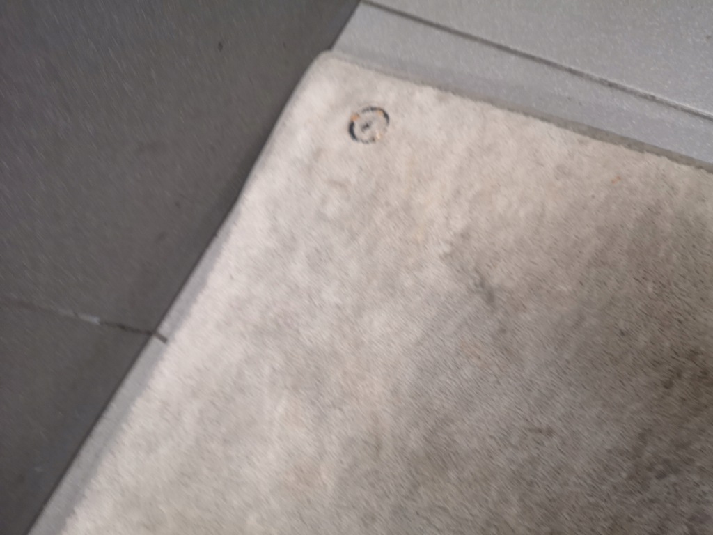 фото №7, Коврик велюр audi a8 d2 eu левый перед krem