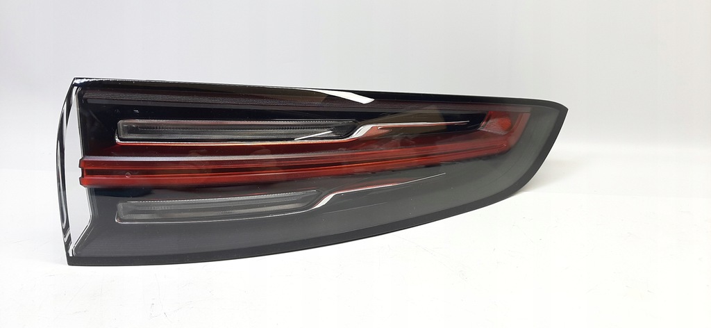 фото №1, Porsche cayenne лампа правая наружная 9y0945096p