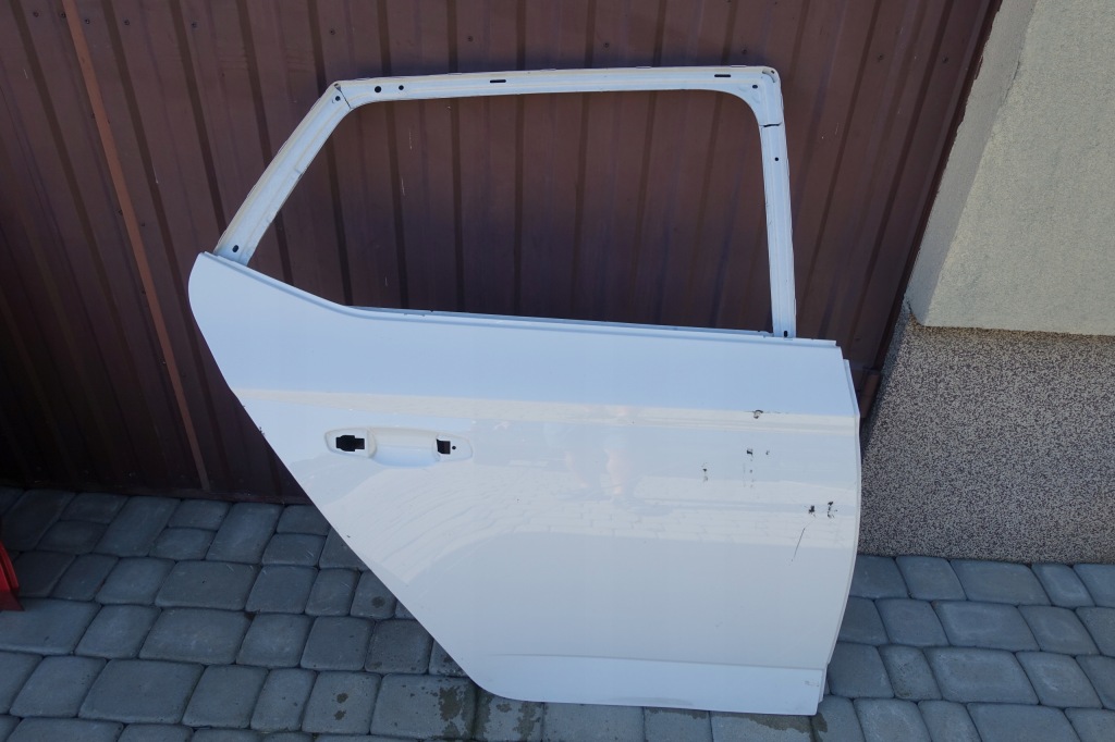 фото №1, Skoda fabia iii hb дверь задняя задние правое белый