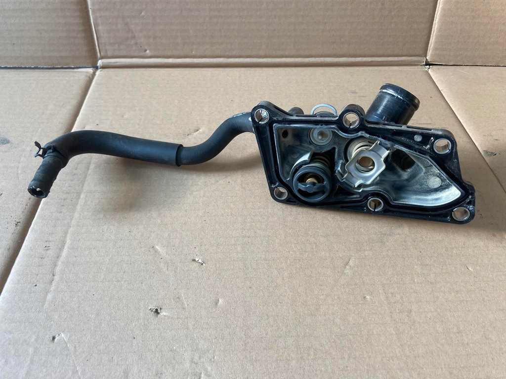 фото №1, Корпус термостата renault captur ii 1.0 tce 110610362r