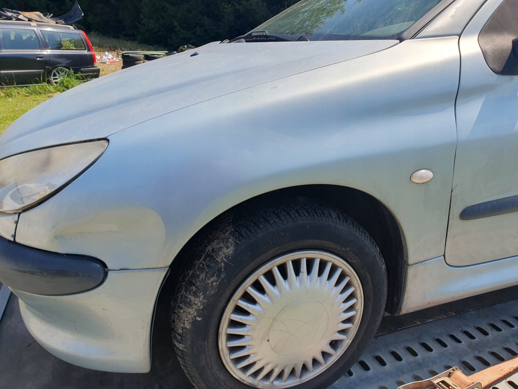 фото №7, Кришка бардачка пасажира peugeot 206 2002 r 3d 1.1 60 km eylc chb версія 3d