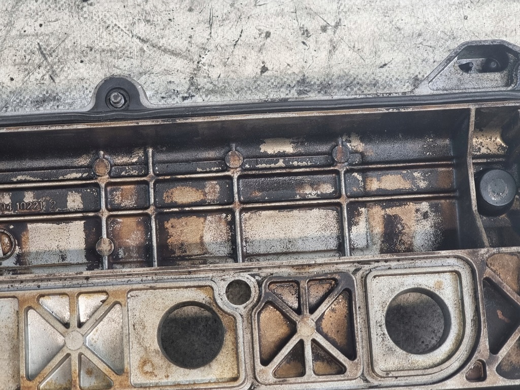 фото №16, Крышка клапанов оригинальный номер l309 lf04102212 mazda 6 gg 1.8 16v 88kw