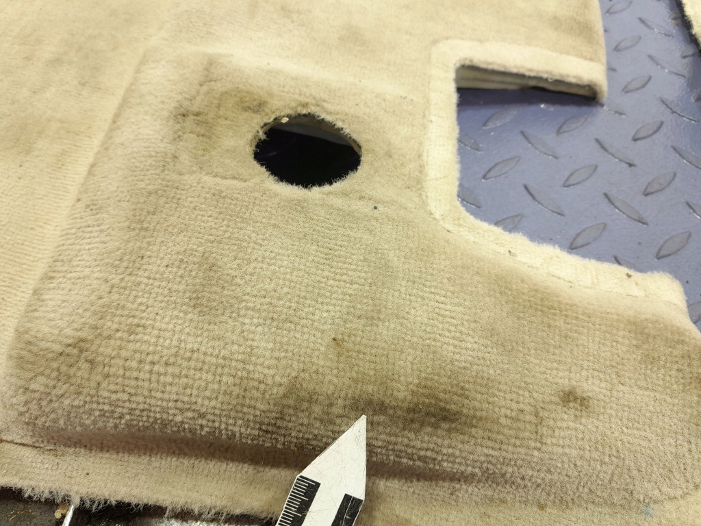 фото №6, Bmw x5 f15 обшивка пол коврик 7326343 7326340 7332098