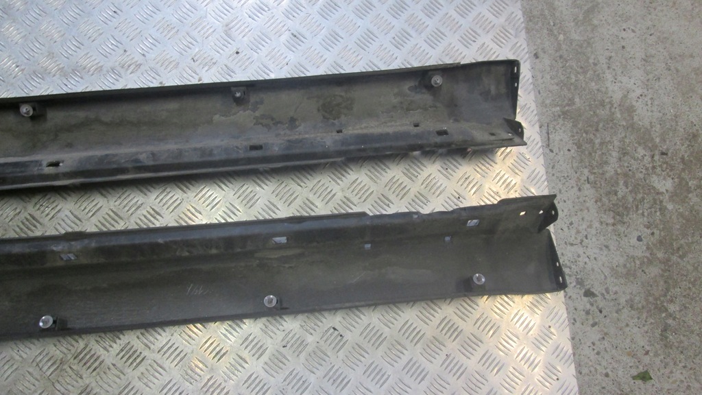 фото №8, Молдинг накладка порог правая outback iii 3 kombi