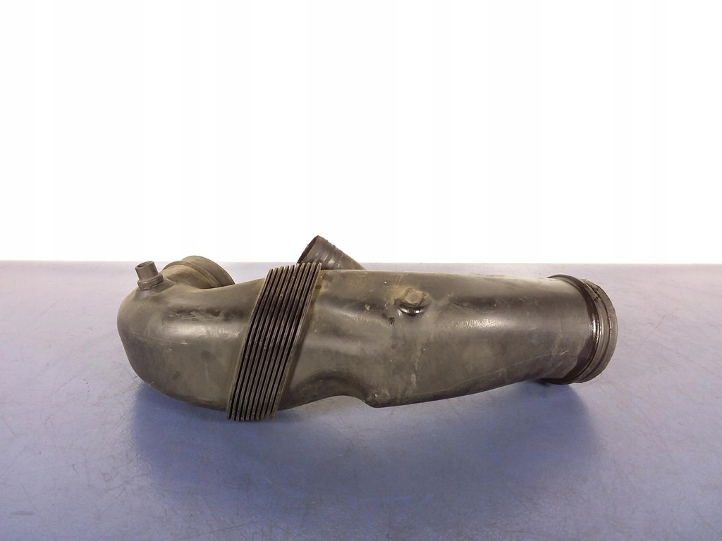 фото №3, Audi a8 d3 4.2 mpi труба воздухозаборник воздуха 077129629