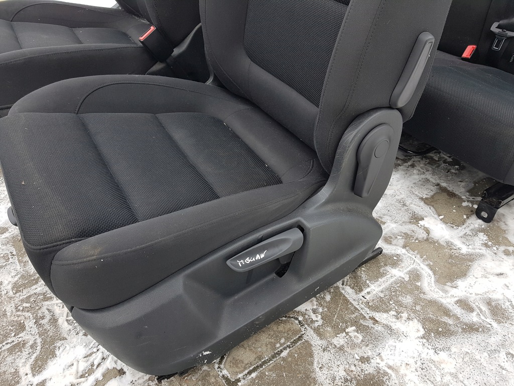 фото №8, Vw tiguan i 5n 06-15r r-line сиденья заднее сиденье комплект