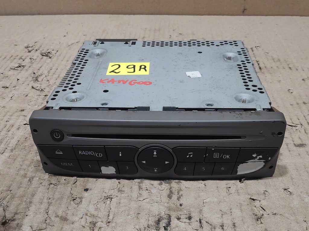 фото №1, Радио оригинальные заводской радиопроигрыватель cd renault kangoo ii 821150042r
