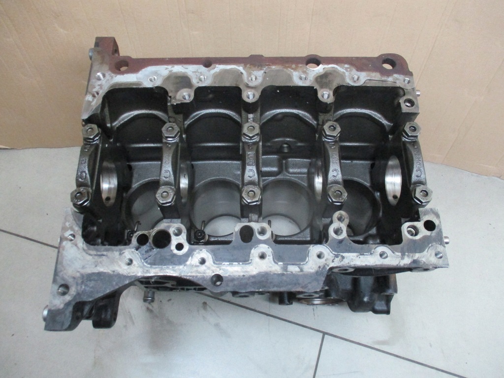 фото №10, Audi a4 b8 a5 q5 07-14 2.0 tdi cag блок двигуна 03l021a 03l103021a