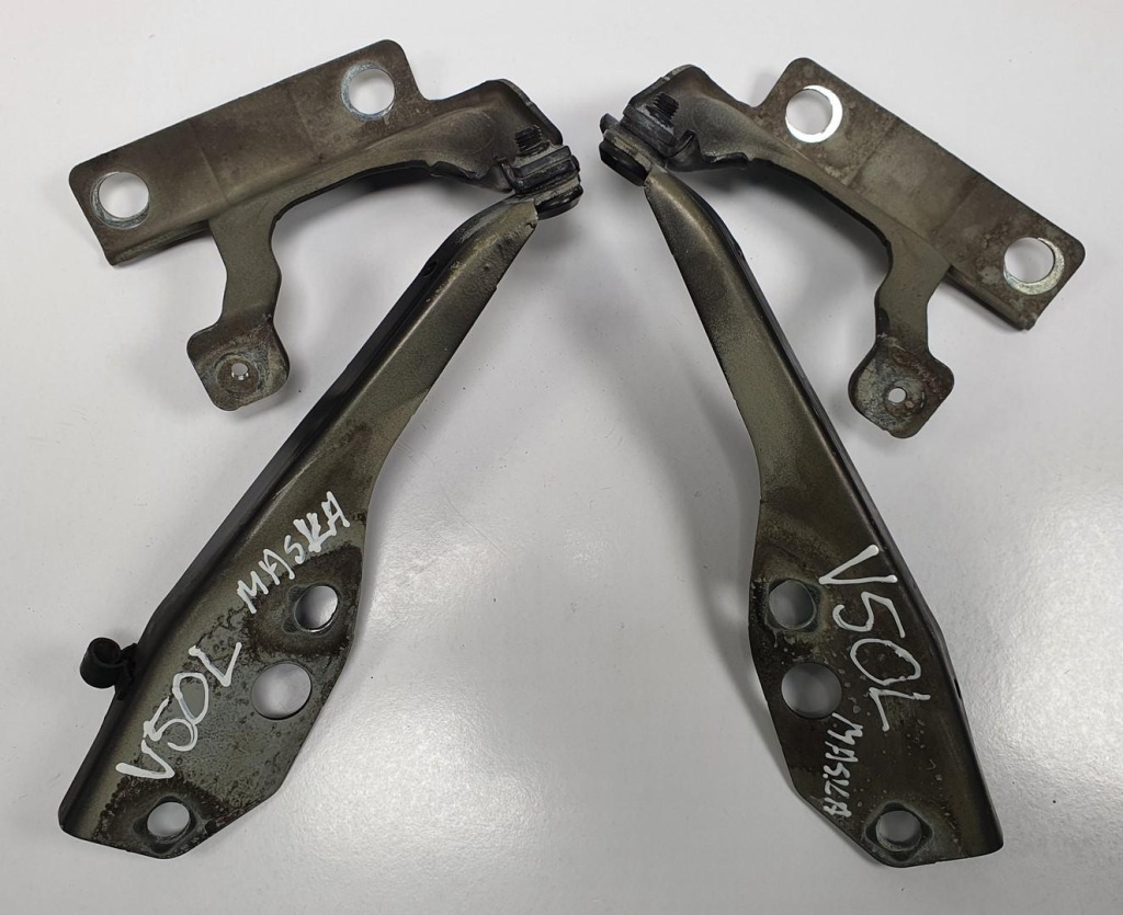 фото №2, Петли капот volvo v50 30753598 пара