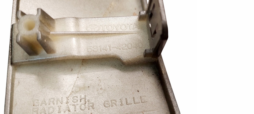 фото №8, Toyota bz4x решётка радиатора решётка радиатора бампера перед 53141-42040