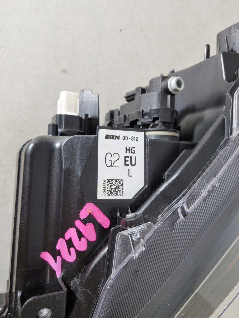 фото №15, Toyota yaris cross лампа левая перед full led eu