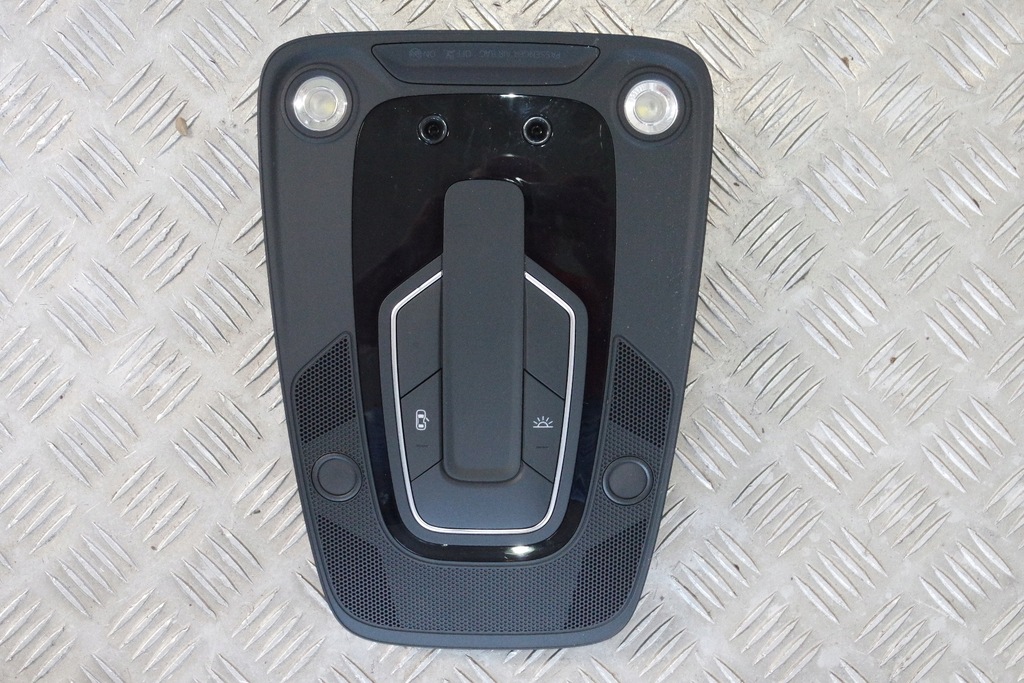 фото №1, Лампа потолочный audi q7 4m