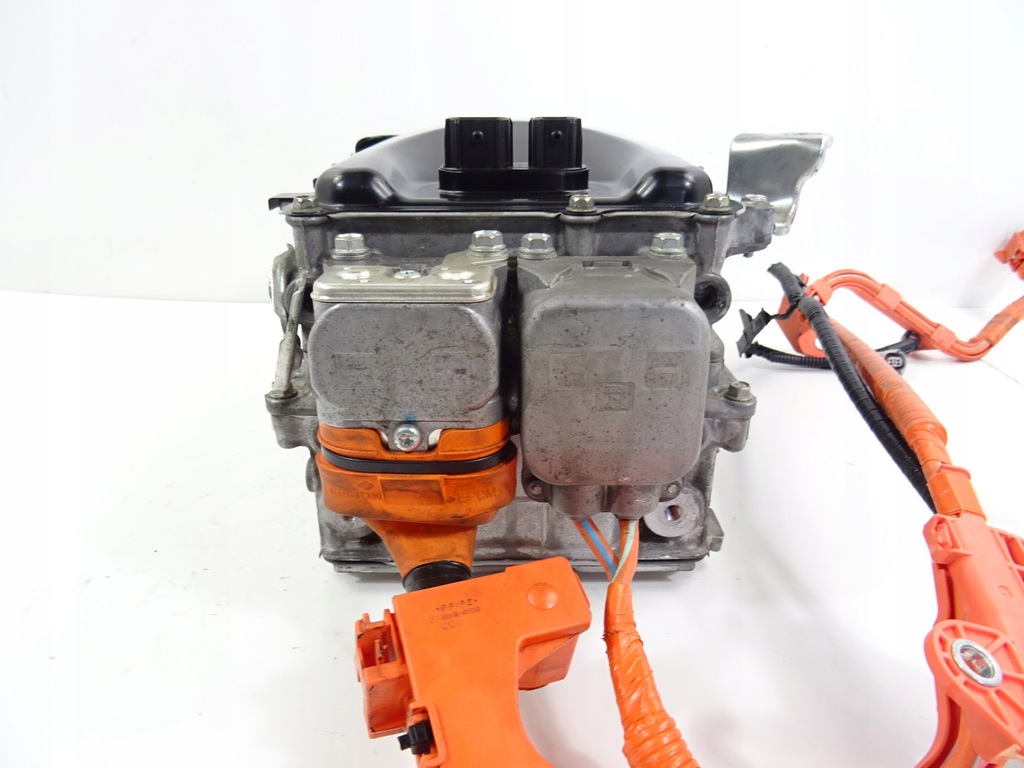 фото №8, Corolla xii e21 1.8 гибрид инвертор конвертер