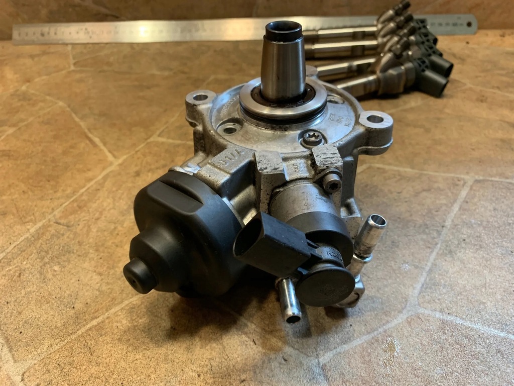 фото №10, Система топливный bmw 5 f10 8514148 2.0l дизель 140kw 2014