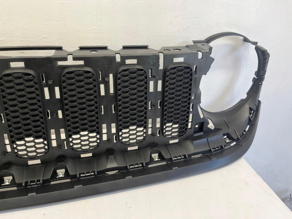 фото №4, Jeep renegade 14-18 решётка радиатора решётка радиатора 735587827