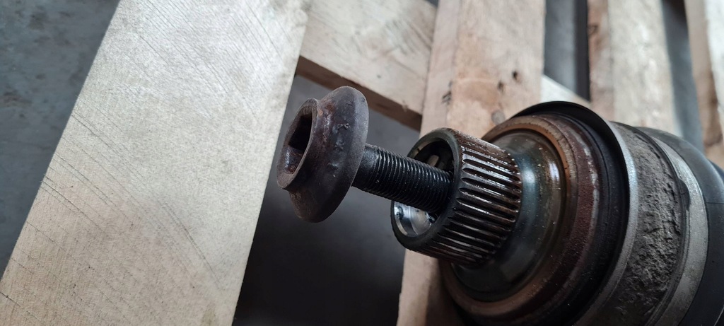 фото №6, A6 c8 4k приводной вал półośka левая правая 2.0 tdi 4k0407271e a7 4k