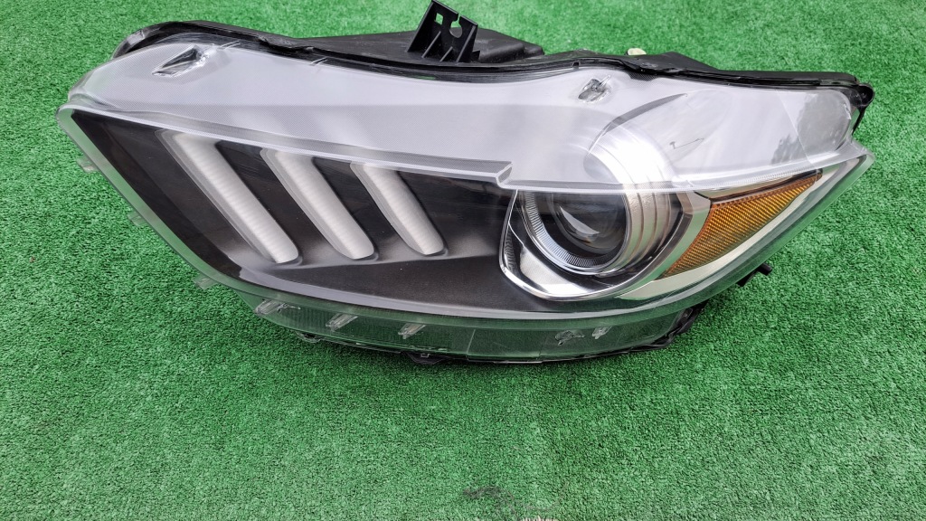 фото №1, Ford mustang bi-xenon лампа передняя 14-18r.