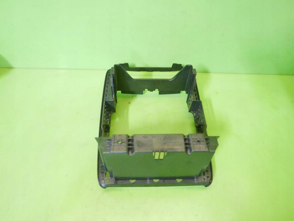 фото №9, Рамка панели радио mercedes w169 a170 04-08