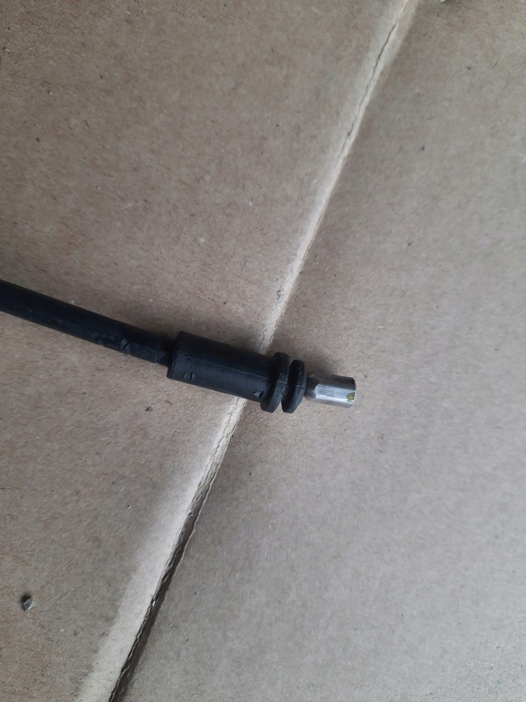 фото №4, Renault captur ii 1.0tce трос открывания капот ручка