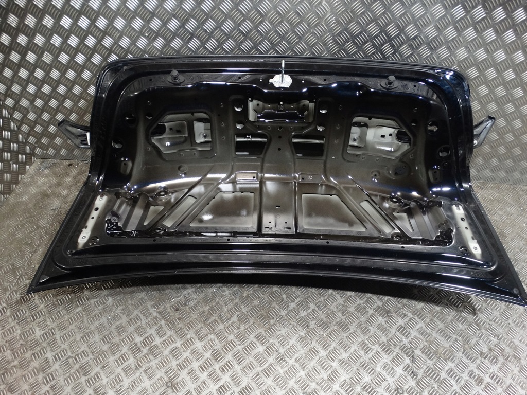 фото №8, Idealna kpl. крышка багажника задняя bmw g11 g12 1