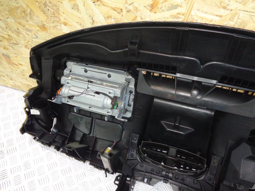 фото №13, Приборная панель приборная консоль приборная панель + подушка безопасности пассажира renault clio iii 05- eu