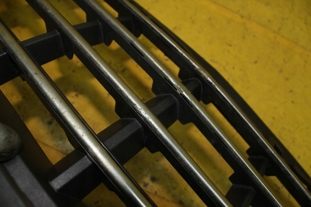 фото №8, Решітка радіатора ґрати бампера передня pacifica i 05r