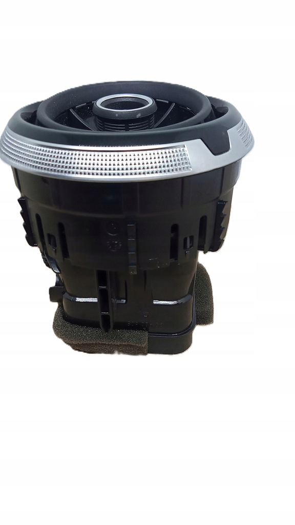 фото №1, Решётка обдув audi a3 8v 8v0820901a