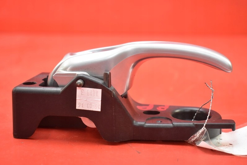 фото №5, Ручка внутренняя правая перед jeep cherokee 5 v kl 13-17