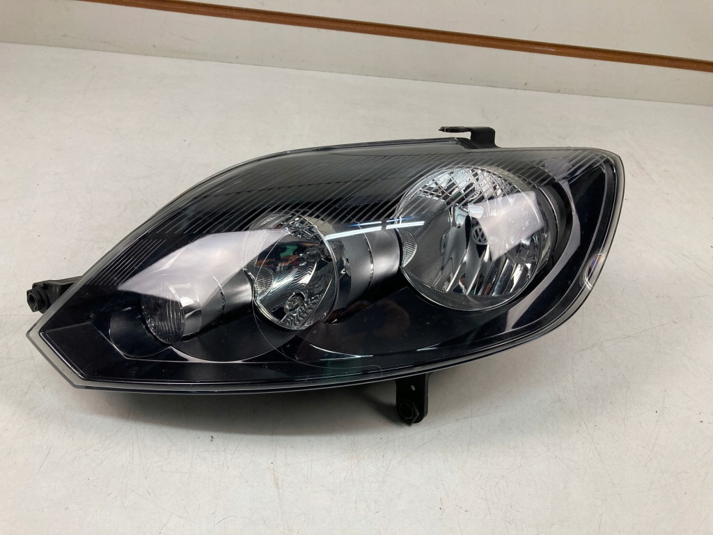 фото №1, Лампа левая передняя vw golf vi + plus 5m1941005g